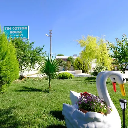 The Cotton House فندق مبيت وإفطار باموكاليه