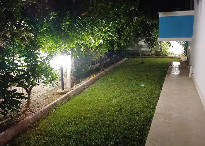 Bed & Breakfast The Cotton House 4*