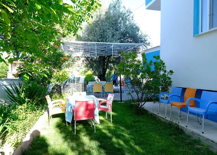 The Cotton House Bed & Breakfast