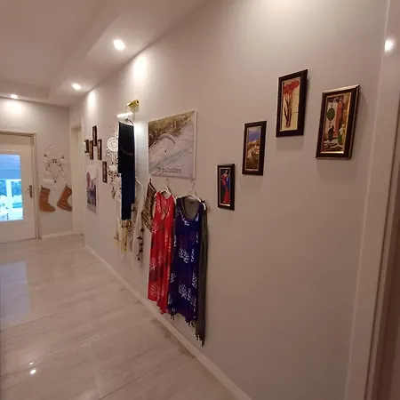 The Cotton House לינה וארוחת בוקר 4*