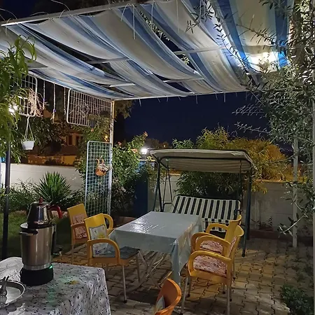 The Cotton House Bed & Breakfast