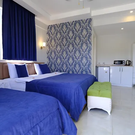 The Cotton House Bed & Breakfast 2*