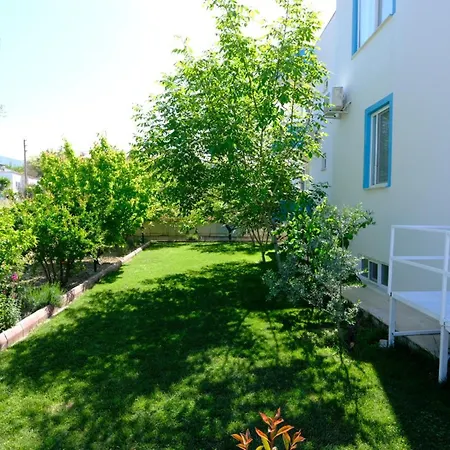 The Cotton House 4*