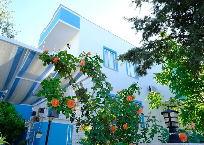 The Cotton House Couette-café 4*